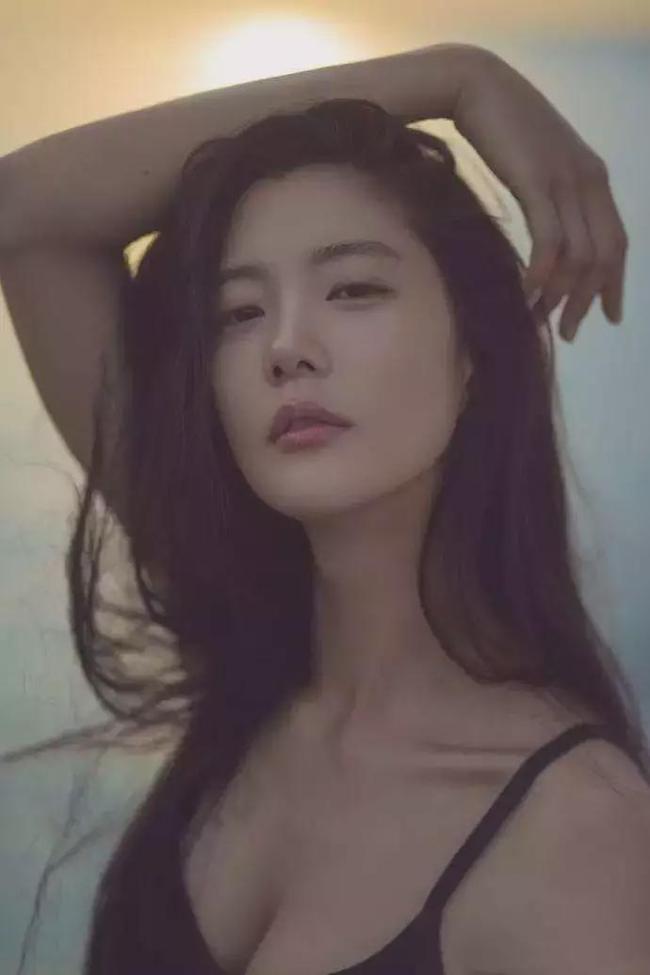 韩国高颜值R级电影，潮流与艺术的完美交融